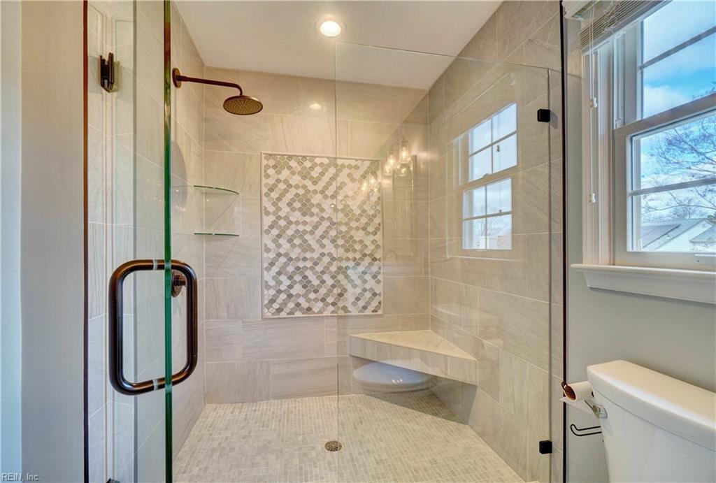 2509 Quail Hollow PL