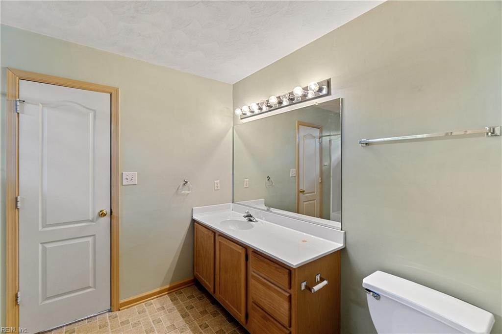 3644 Crofts Pride DR