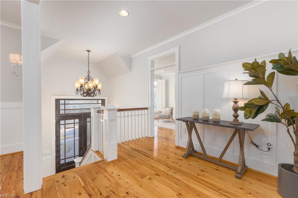 1048 N Lexan CRES