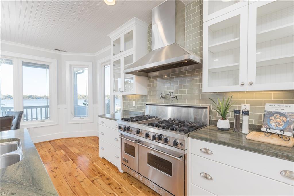 1048 N Lexan CRES