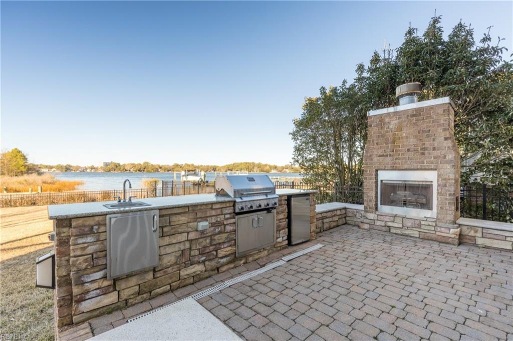 1048 N Lexan CRES