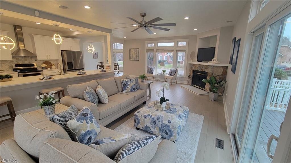 2421 Sabina WAY