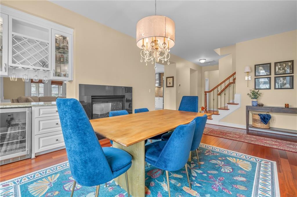 3221 Shelter Cove CT