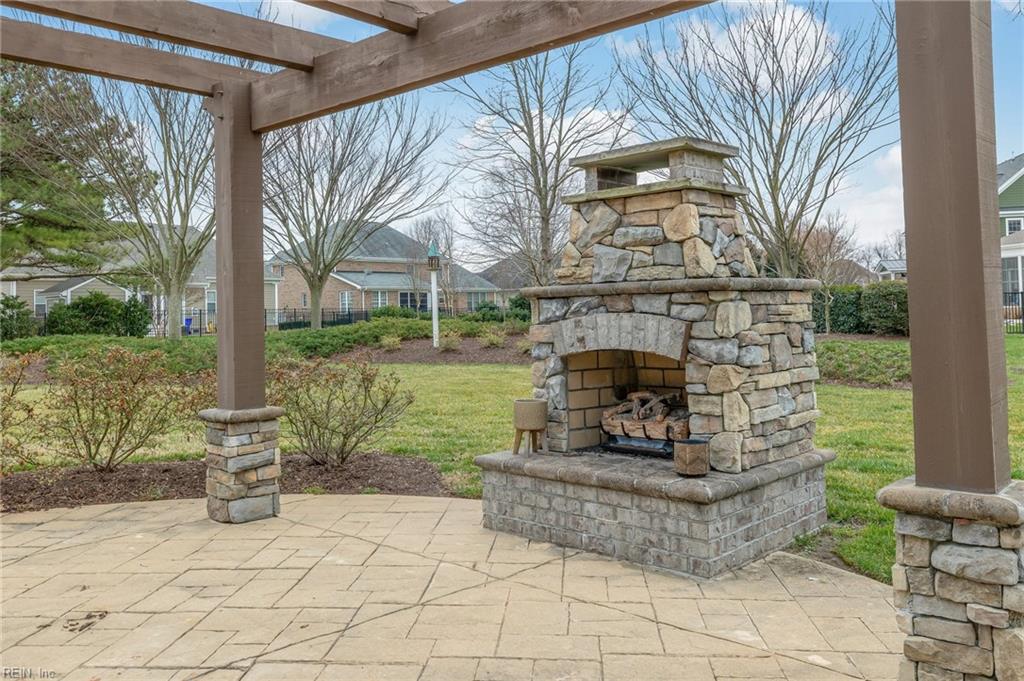 3221 Shelter Cove CT