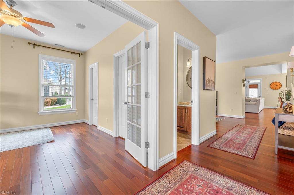 3221 Shelter Cove CT