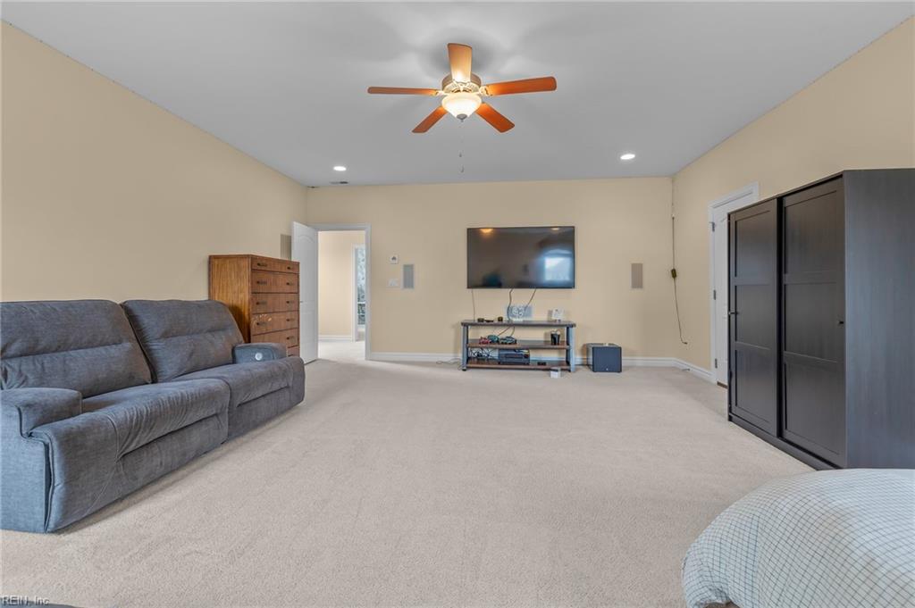 3221 Shelter Cove CT