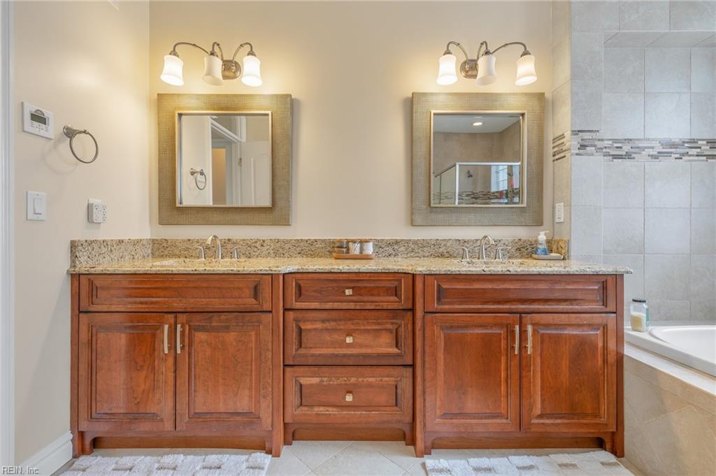 3221 Shelter Cove CT