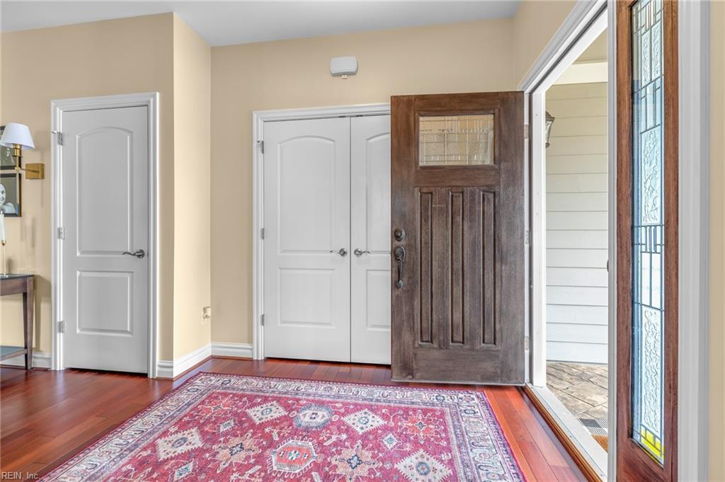 3221 Shelter Cove CT