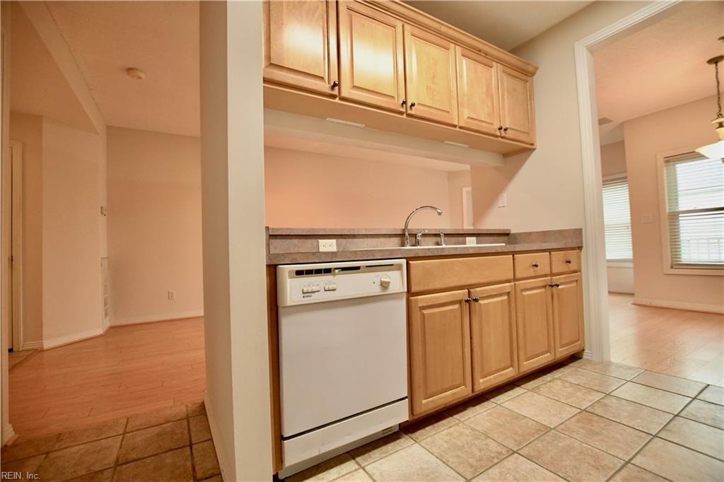 2320 Sea Shell RD 102