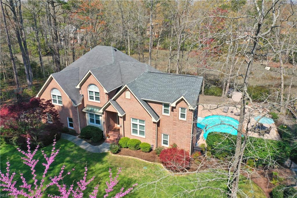 3281 Doncaster Point