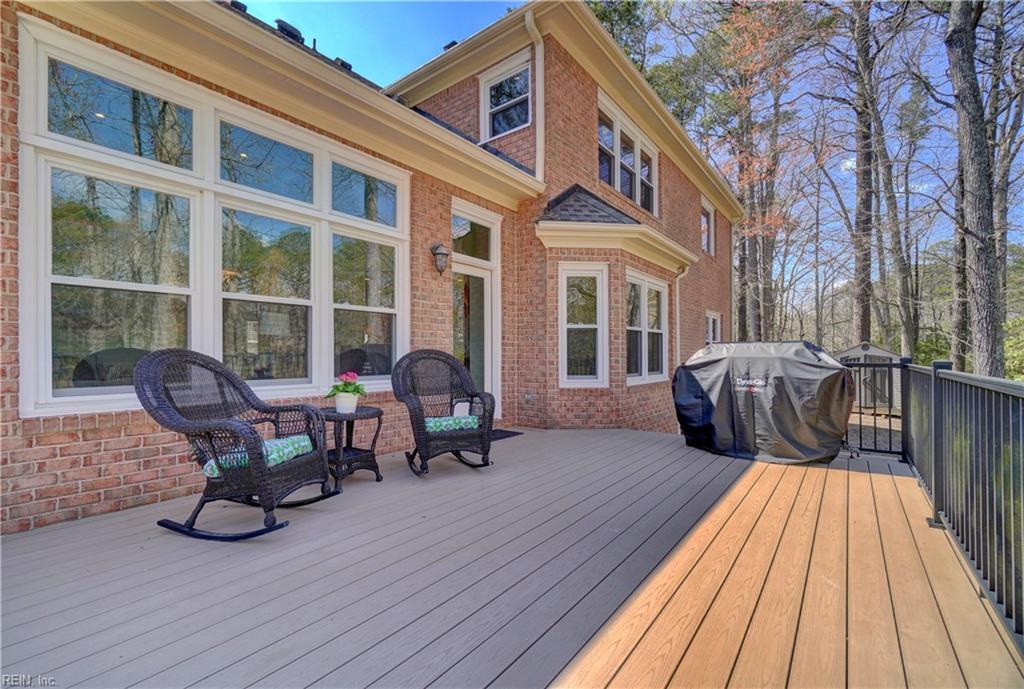 3281 Doncaster Point
