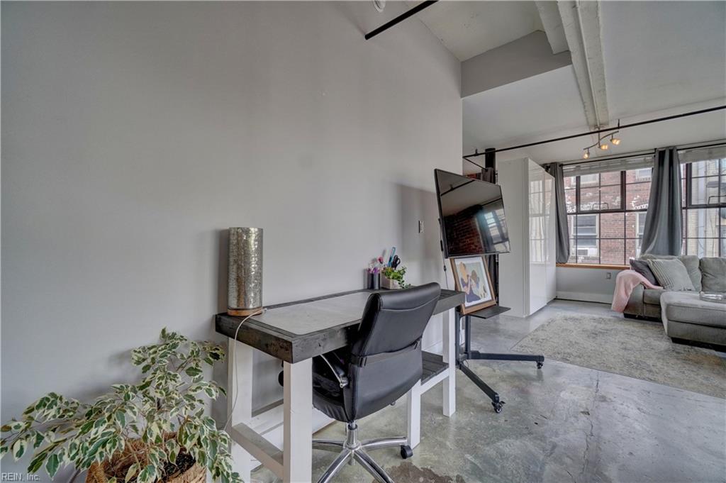 435 Monticello AVE 200B