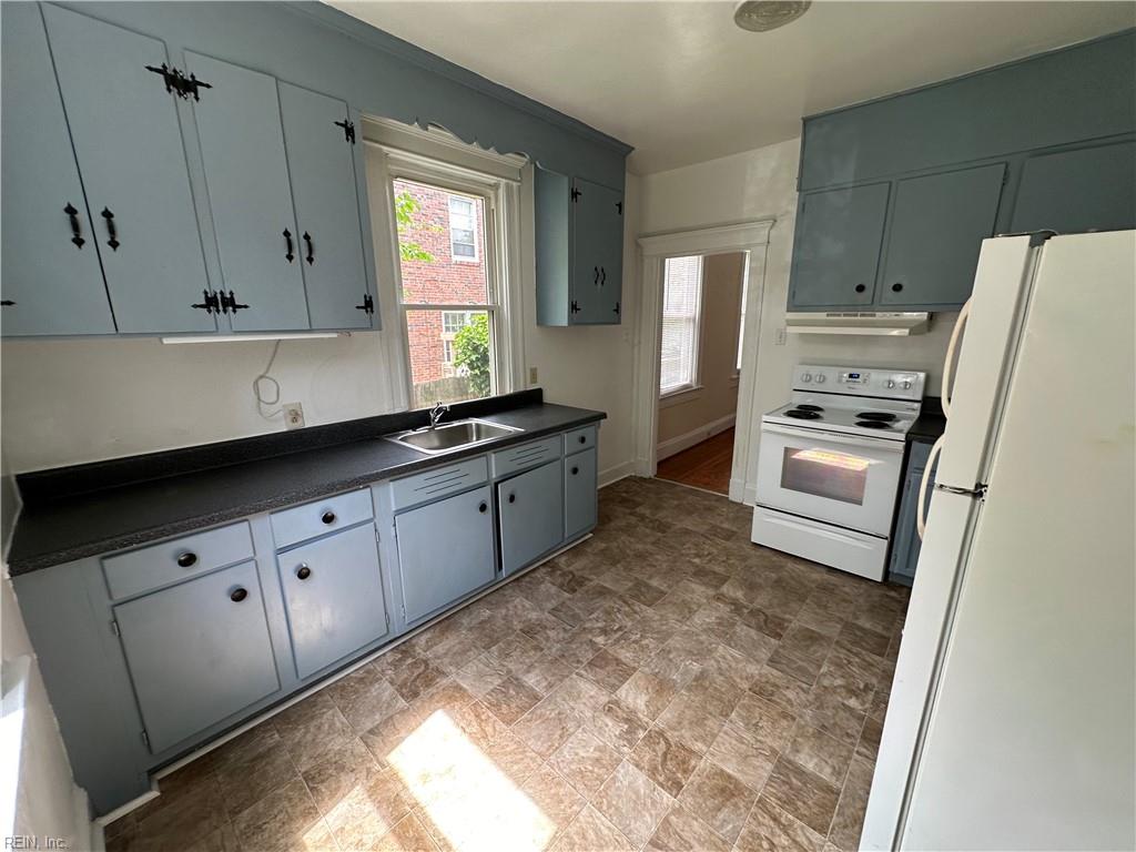 623 Rhode Island AVE