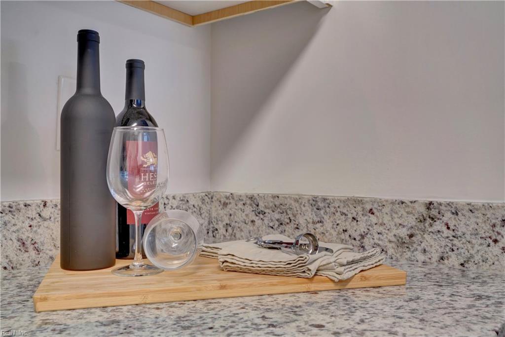 414 Delaware AVE 120