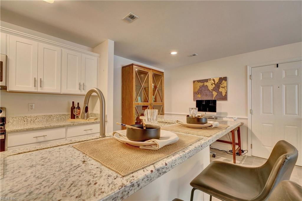 414 Delaware AVE 120