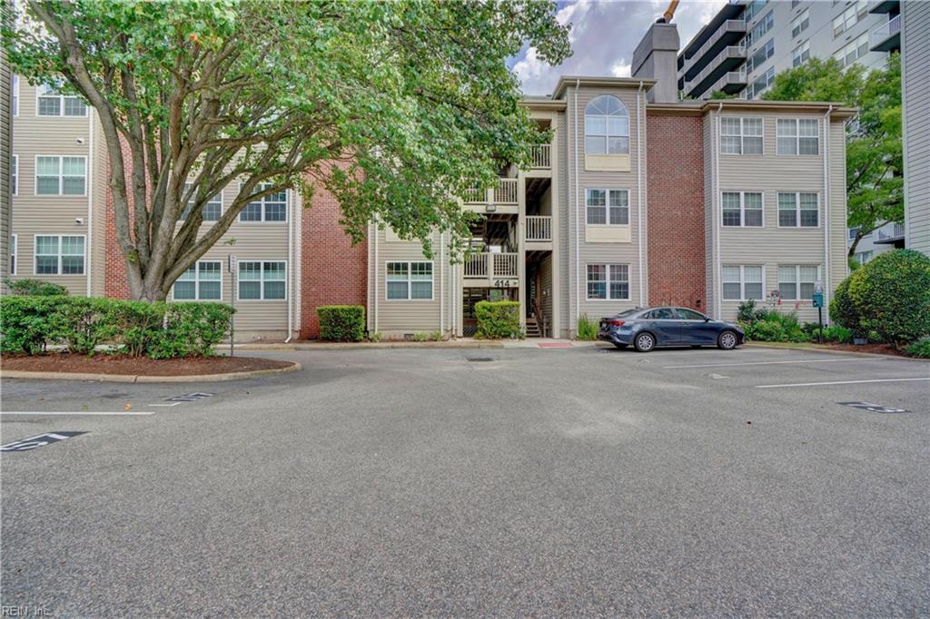 414 Delaware AVE 120