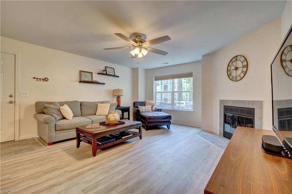 414 Delaware AVE 120