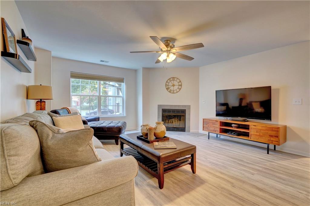 414 Delaware AVE 120