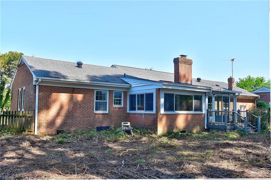 5624 River Bluff Drive