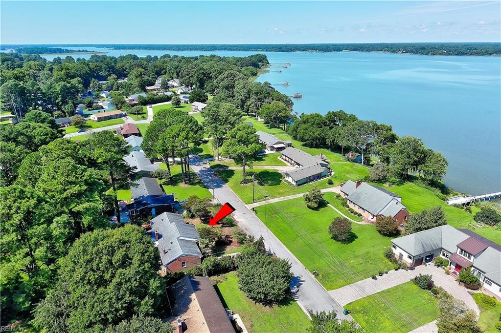 5624 River Bluff Drive