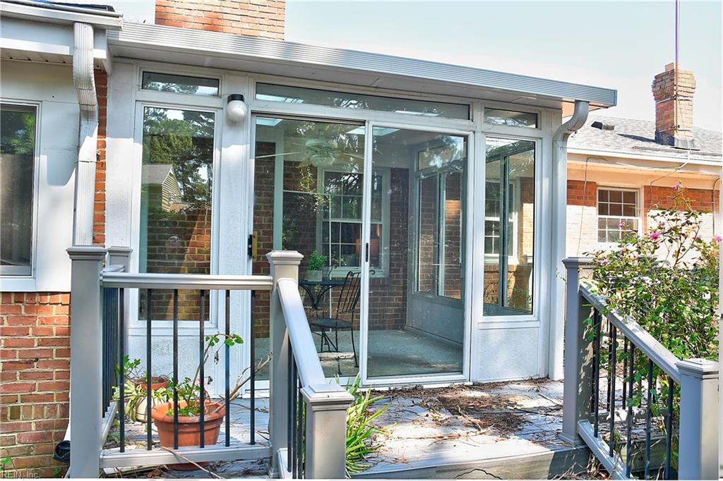 5624 River Bluff Drive