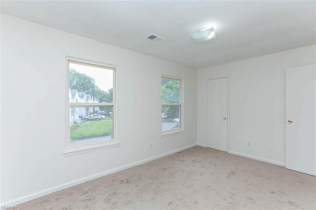 2920 S Cape Henry AVE