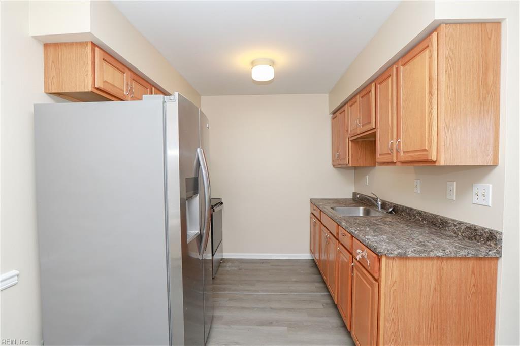 201 W 34th ST 5