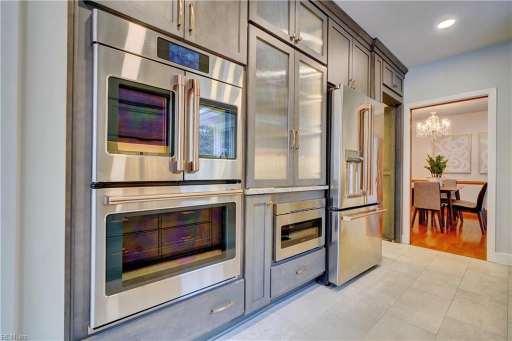 1444 Sweet Briar Avenue