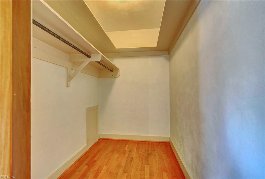 1444 Sweet Briar Avenue