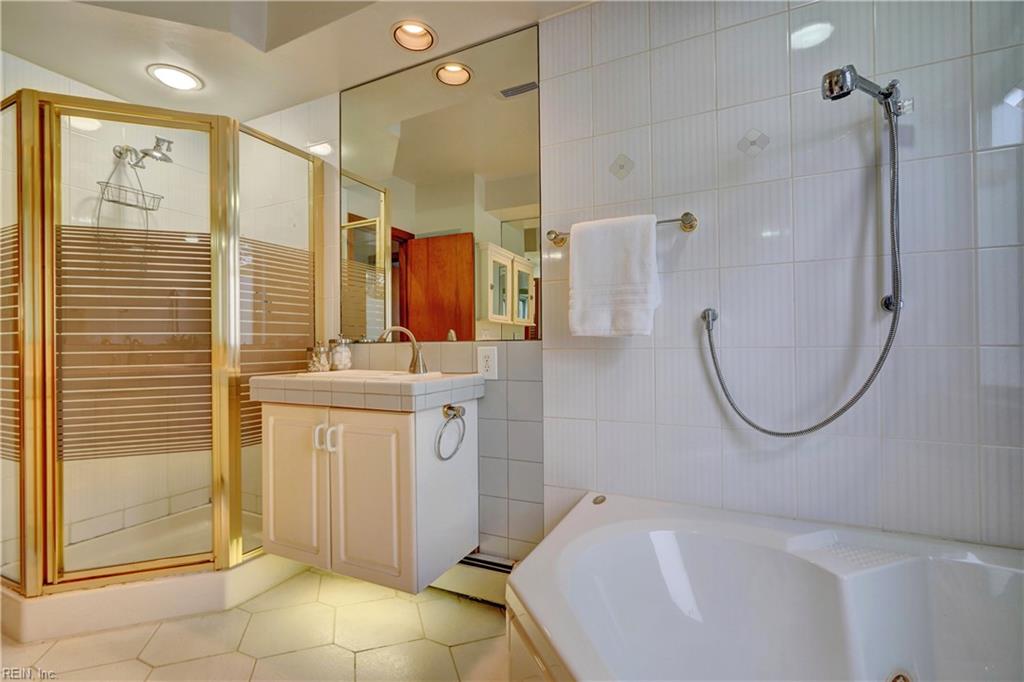 1444 Sweet Briar Avenue