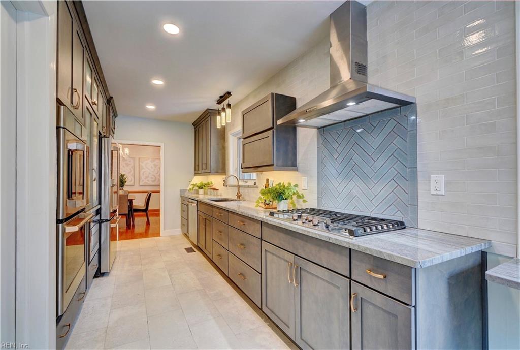 1444 Sweet Briar Avenue