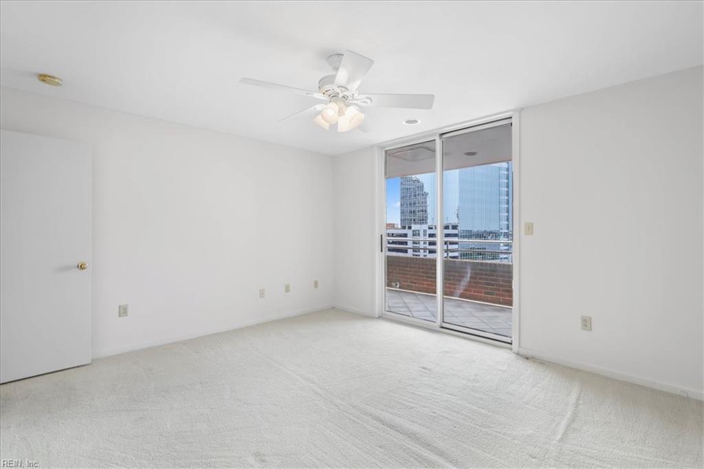 215 Brooke Avenue 1004