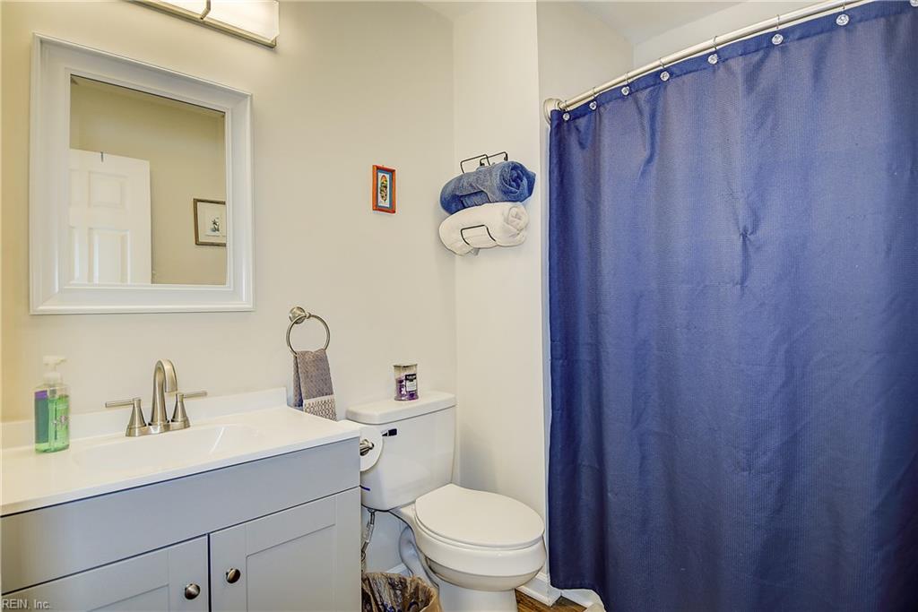 5240 Lake Shores Road