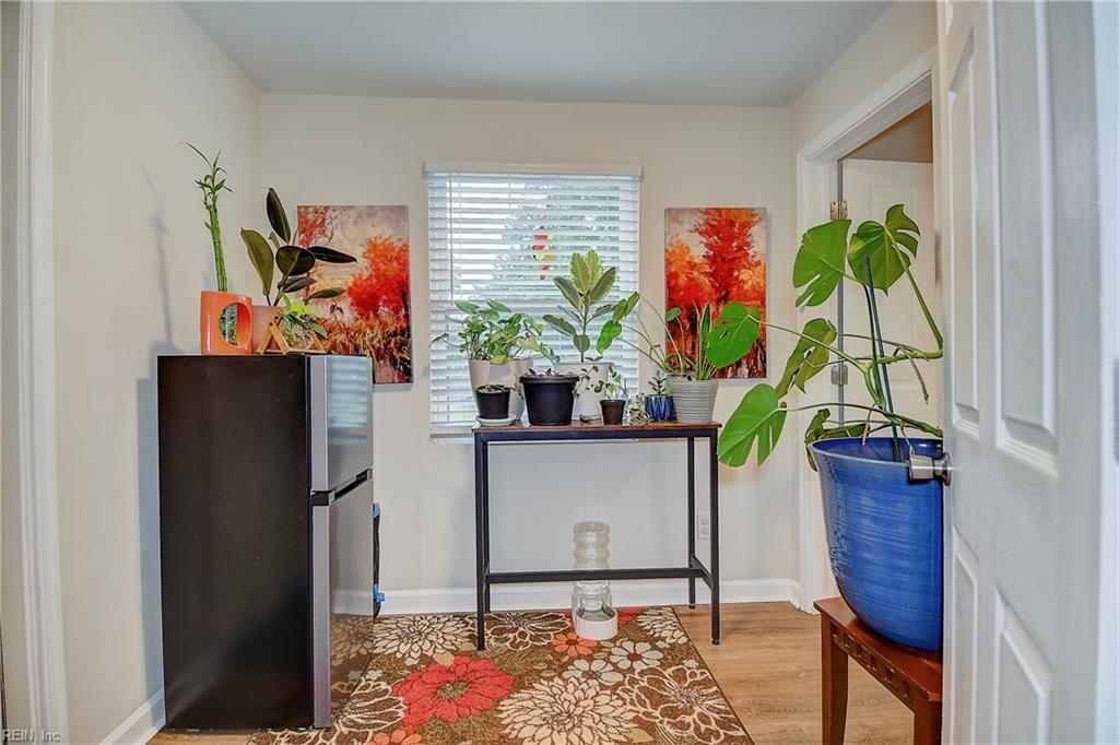 5240 Lake Shores Road