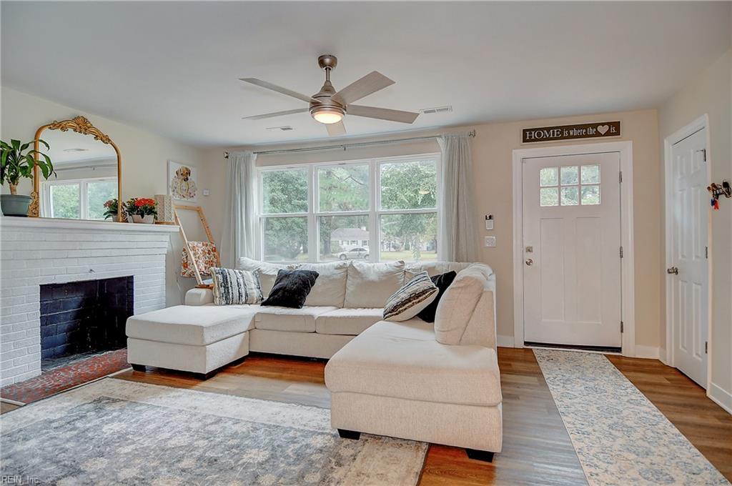 5240 Lake Shores Road