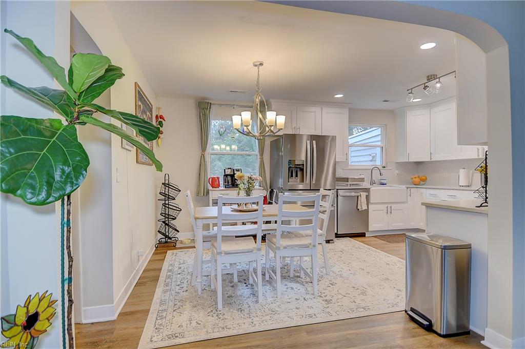 5240 Lake Shores Road