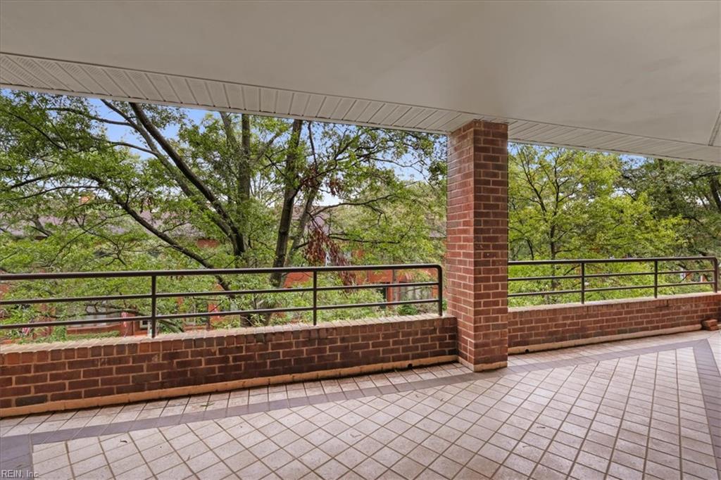 255 College Cross, Unit 52