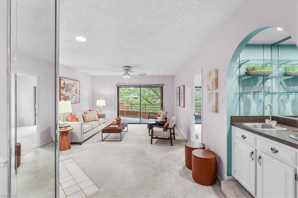 255 College Cross, Unit 52