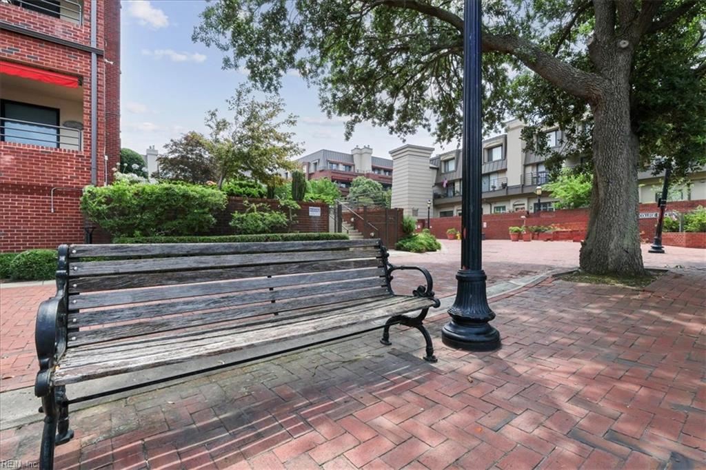 255 College Cross, Unit 52