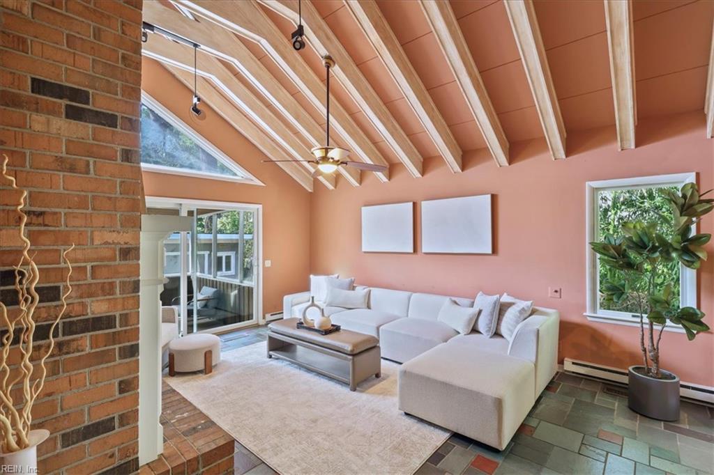 5555 Lakewood Drive