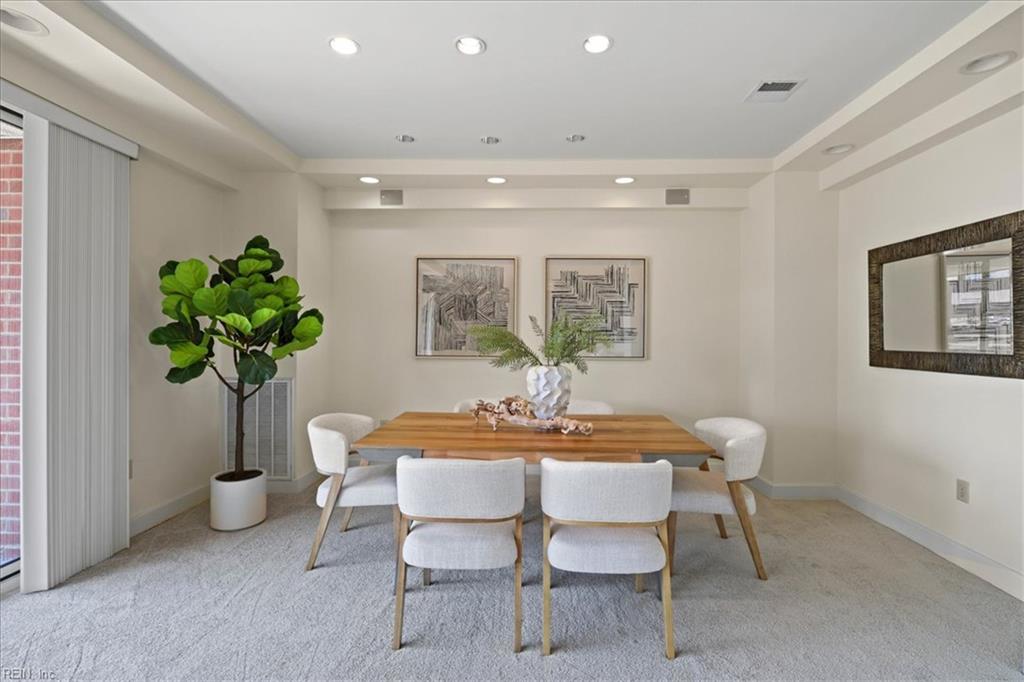 215 Brooke Avenue 1004
