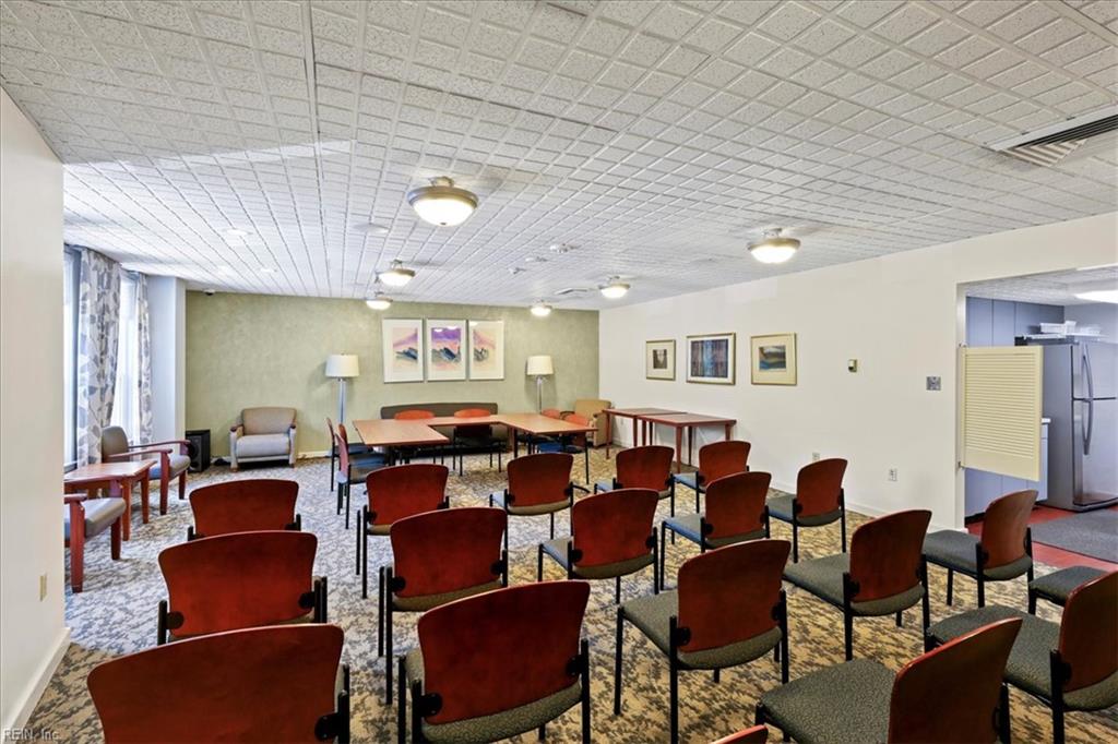 215 Brooke Avenue 1004