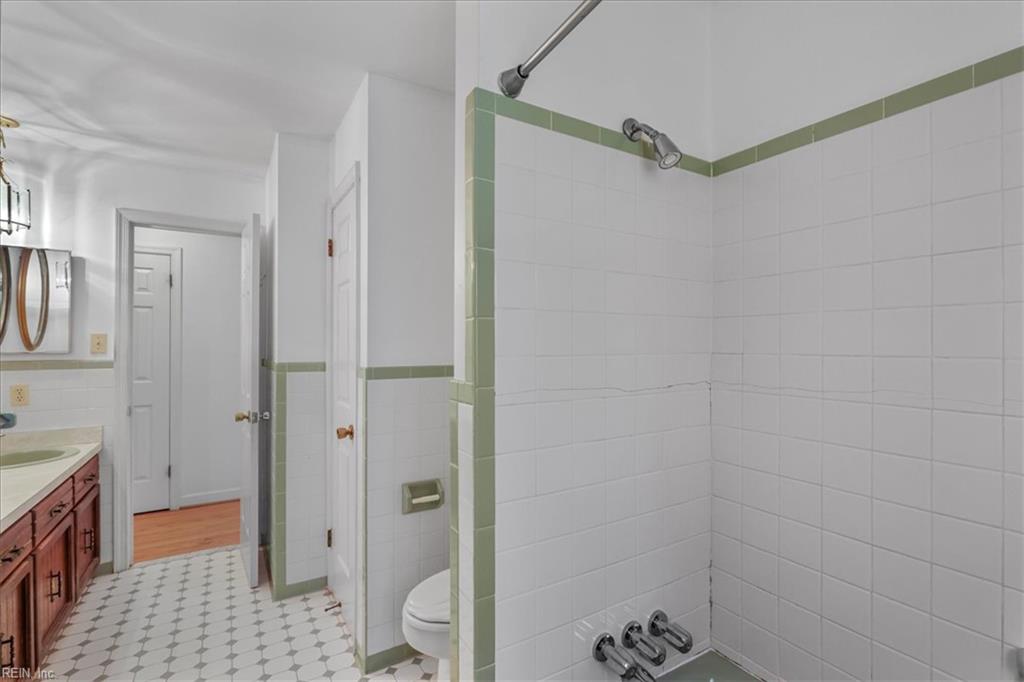 685 Lord Dunmore Drive