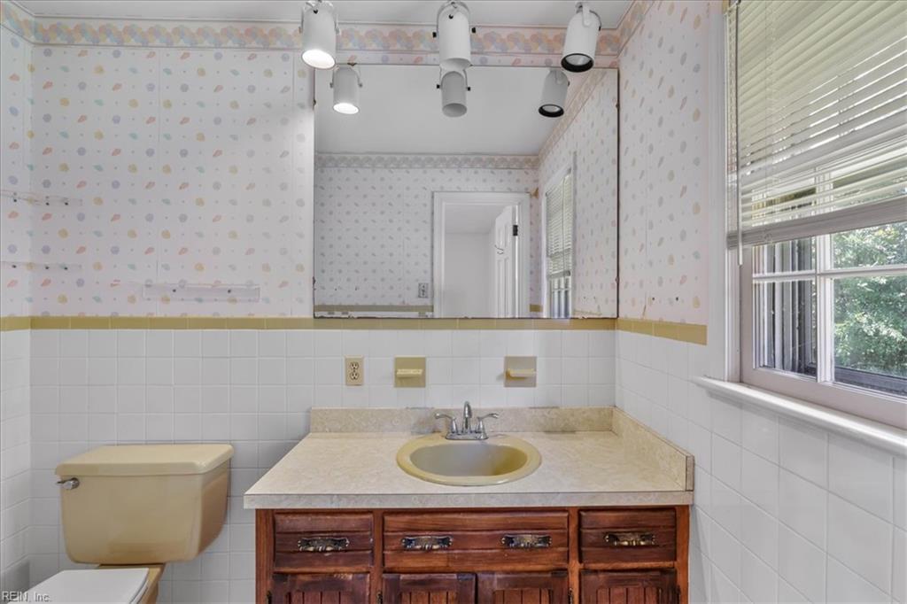 685 Lord Dunmore Drive