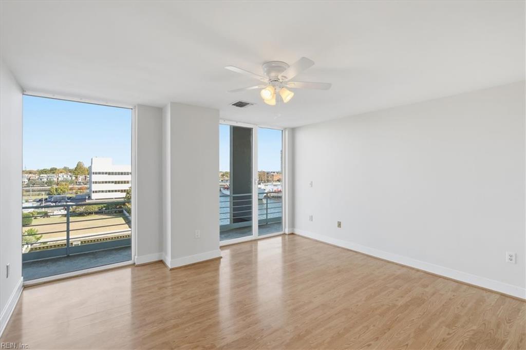 40 Rader Street, Unit 403