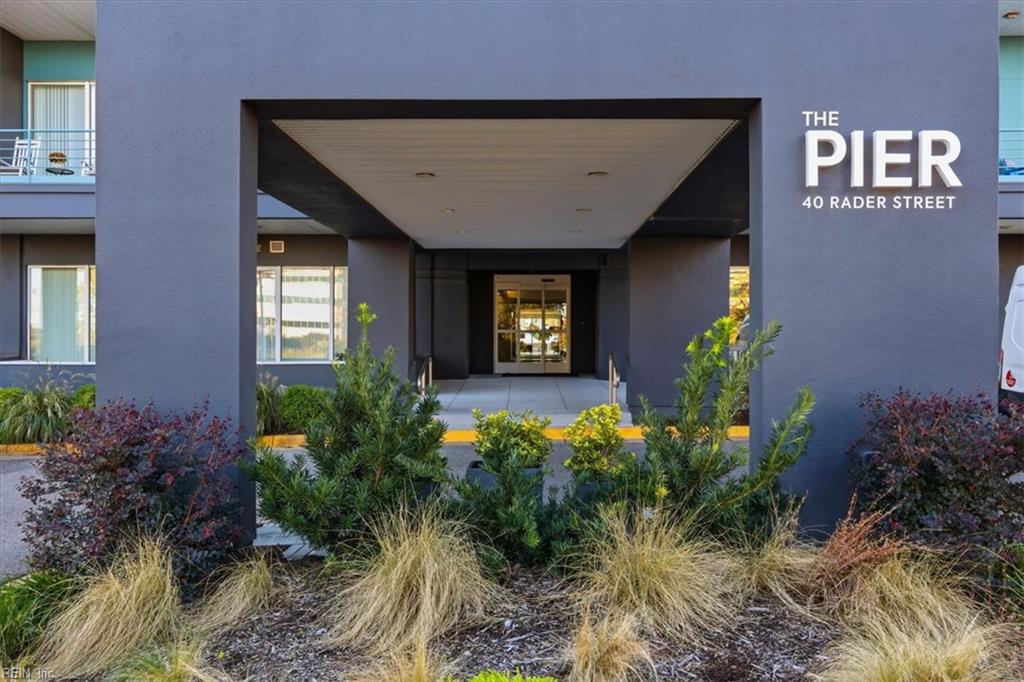 40 Rader Street, Unit 403