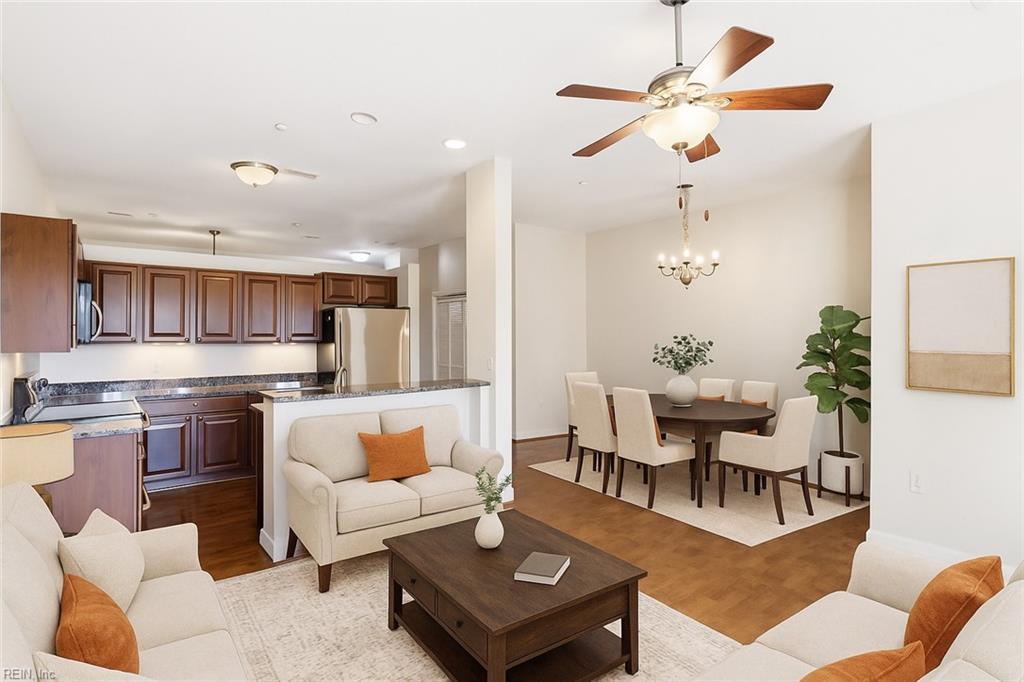 450 W. Princess Anne Road, Unit 204