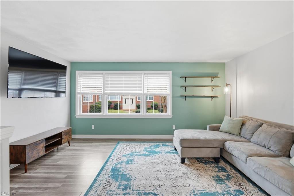 9601 Norfolk Avenue, Unit 1