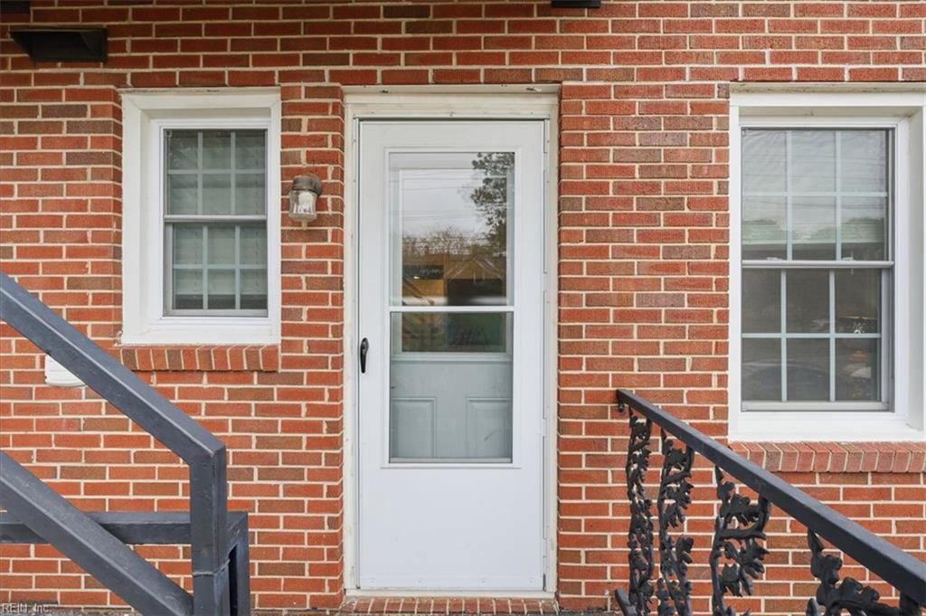 9601 Norfolk Avenue, Unit 1