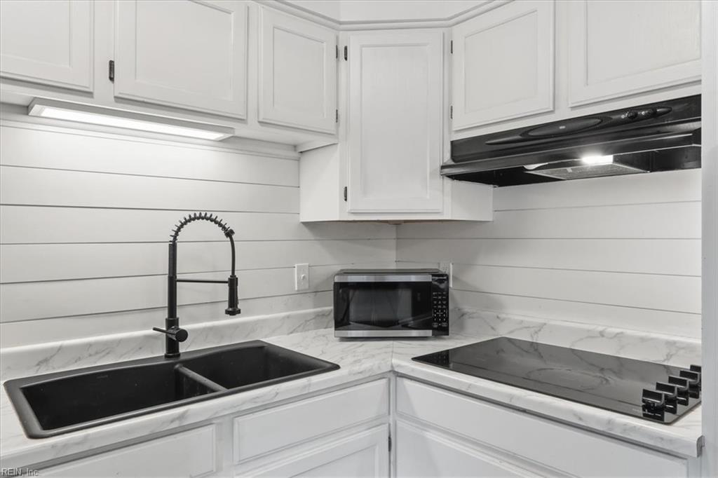 9601 Norfolk Avenue, Unit 1